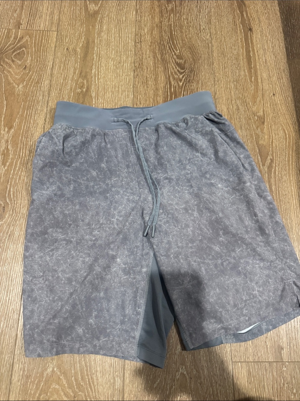 Lululemon Shorts 9in